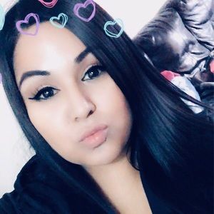 Meet your Posher, Brianna